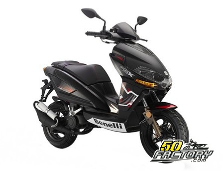 Roller 50cc Benelli Quattro Nove